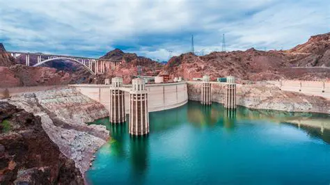 Background on the Hoover Dam