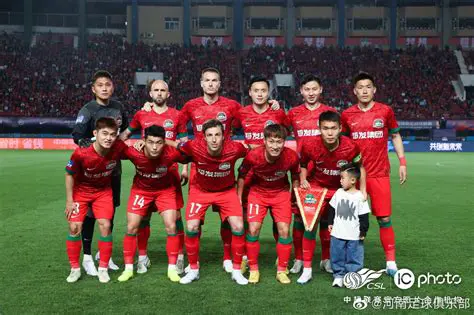 林菲尔德足球俱乐部：辉煌历史与最新动态深度解读