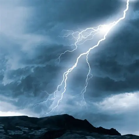 Realistic lightning effects